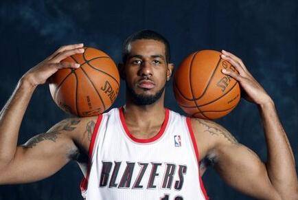 连续4场的 连续4场的