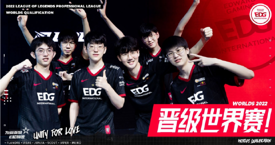 A先探身两 A先探身两